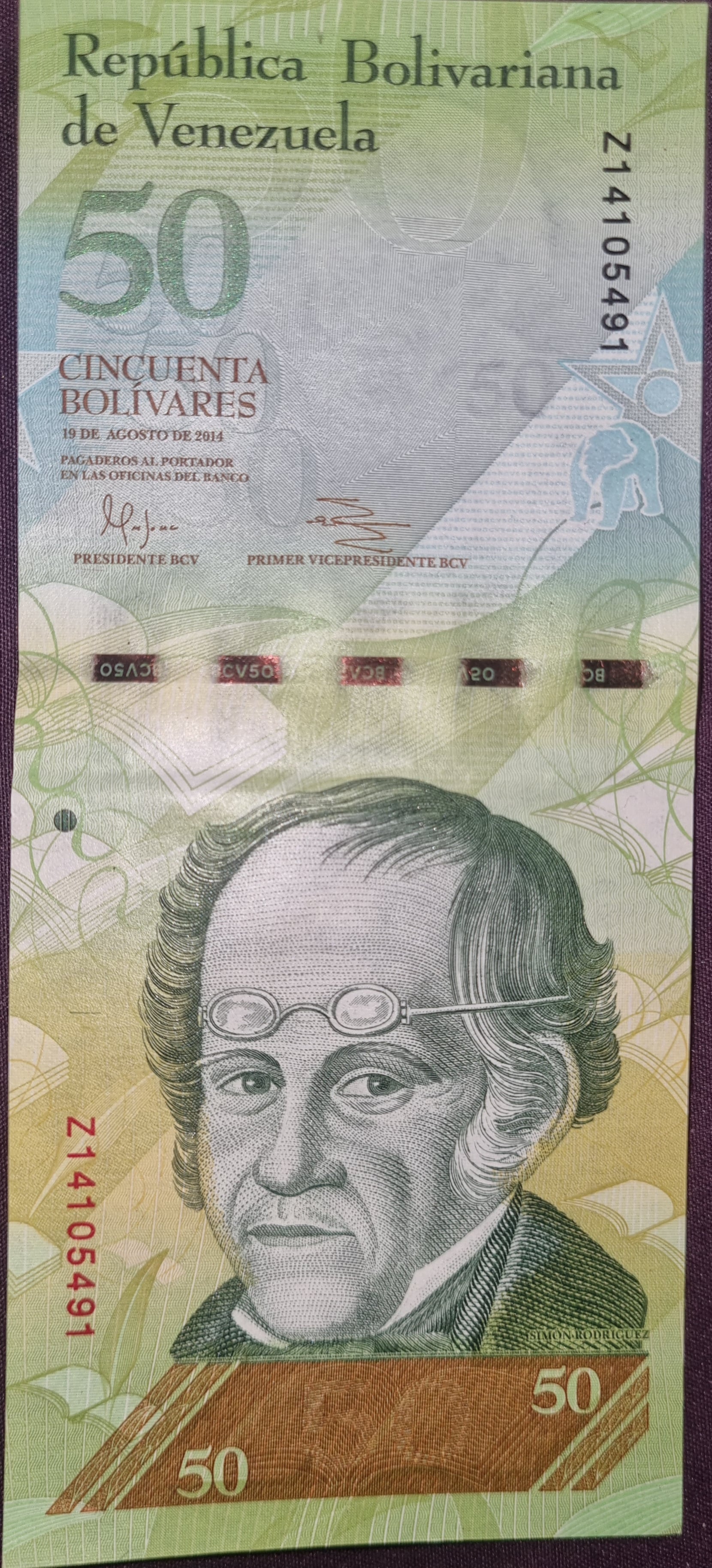 50 bolivares