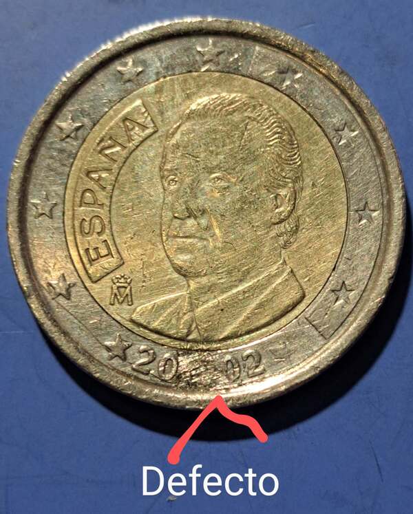 5●Vendo moneda de 2€ de España 2002 con error.